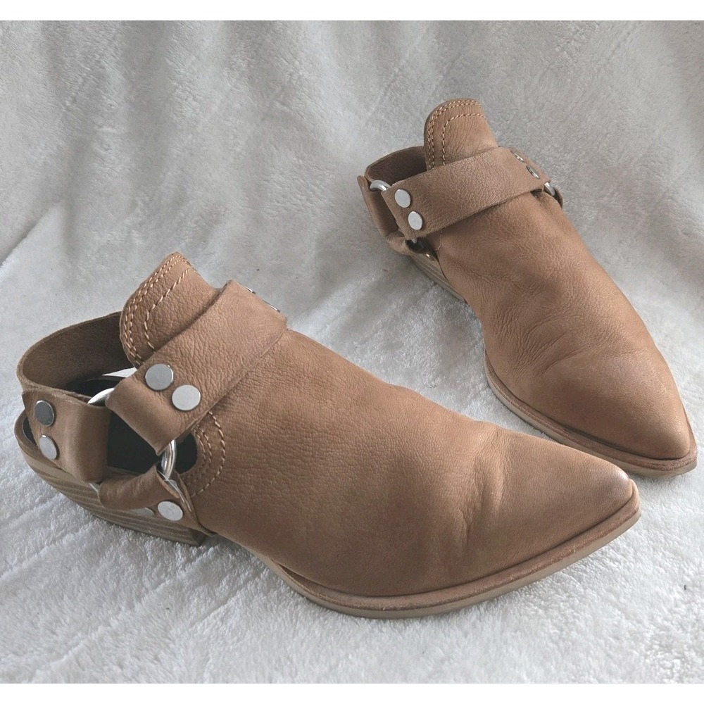 Dolce Vita Slingback Western Shoe 8.5 Urban Belted Harness Leather Stacked Heel - Picture 2 of 9